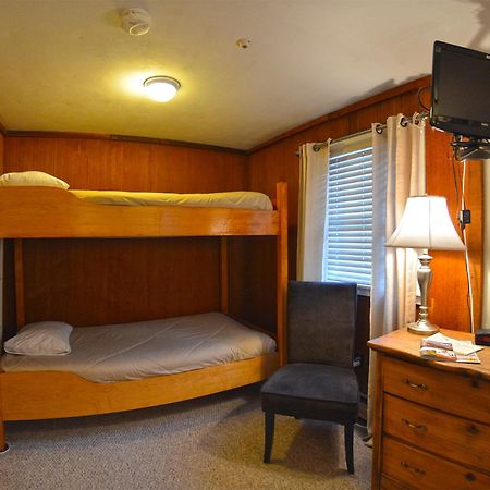 Hyde Away Inn Waitsfield Habitación foto
